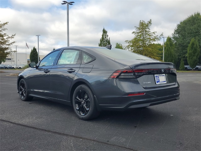 2025 Honda Accord SE photo 5