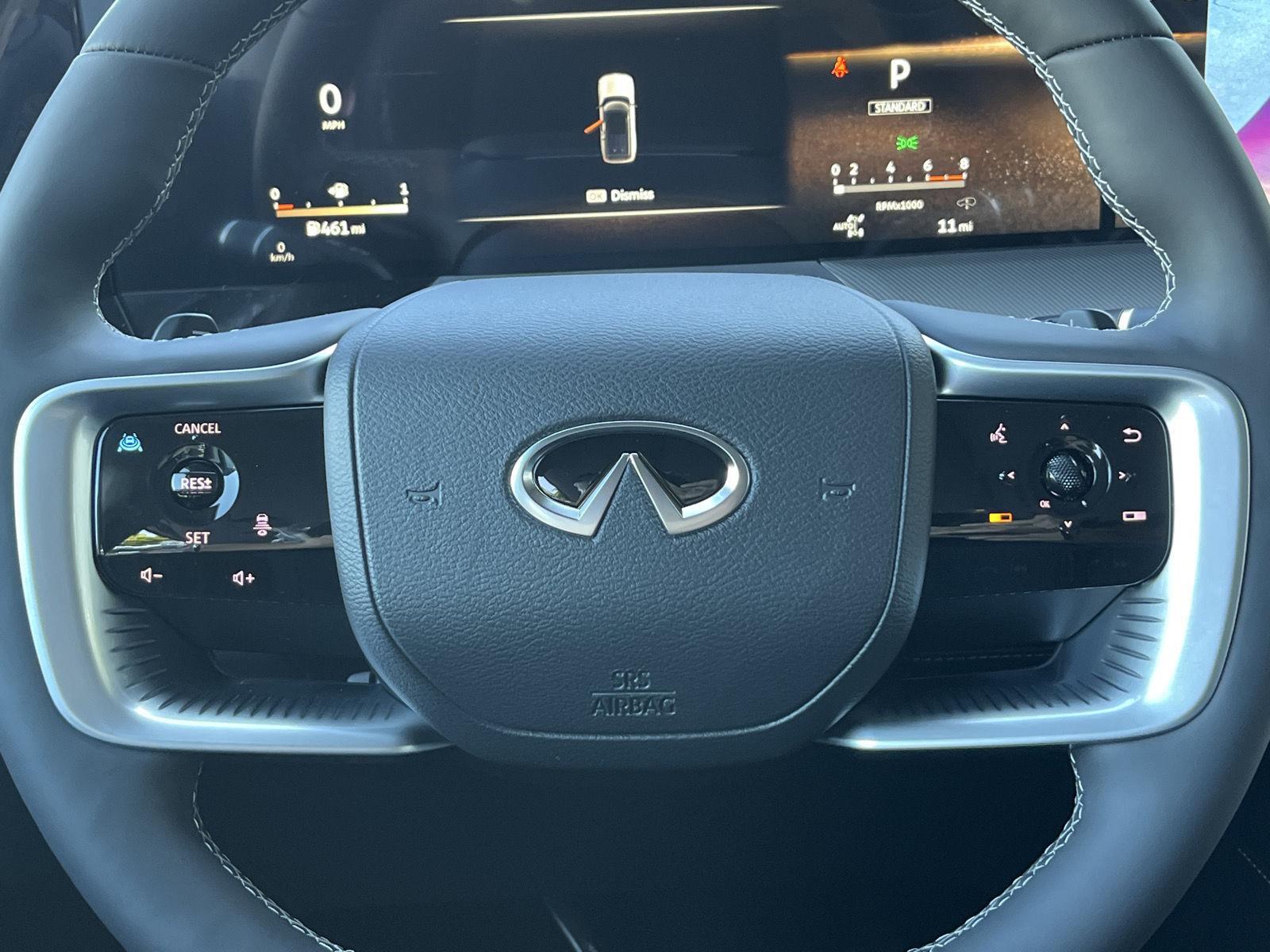 2026 Infiniti QX80 Luxe photo 12