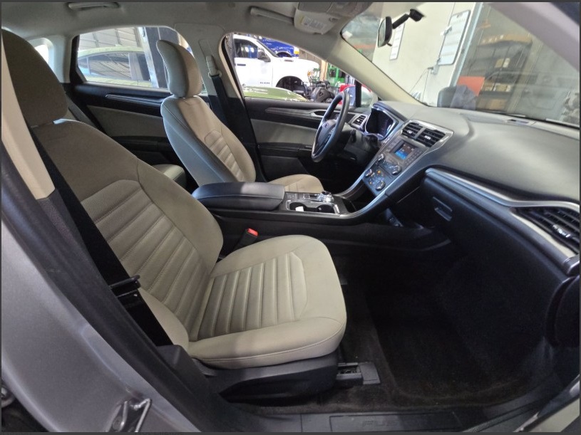 2018 Ford Fusion Hybrid S photo 14