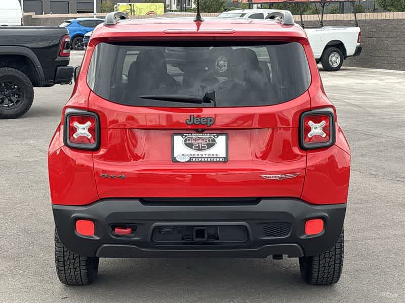 2016 Jeep Renegade Trailhawk photo 6