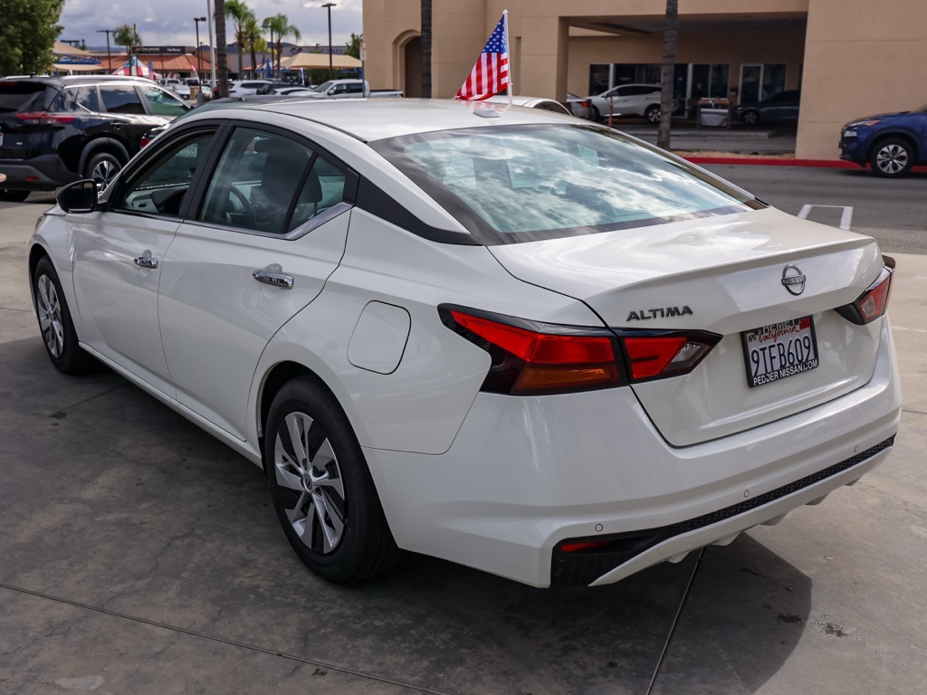 2025 Nissan Altima 2.5 S photo 4