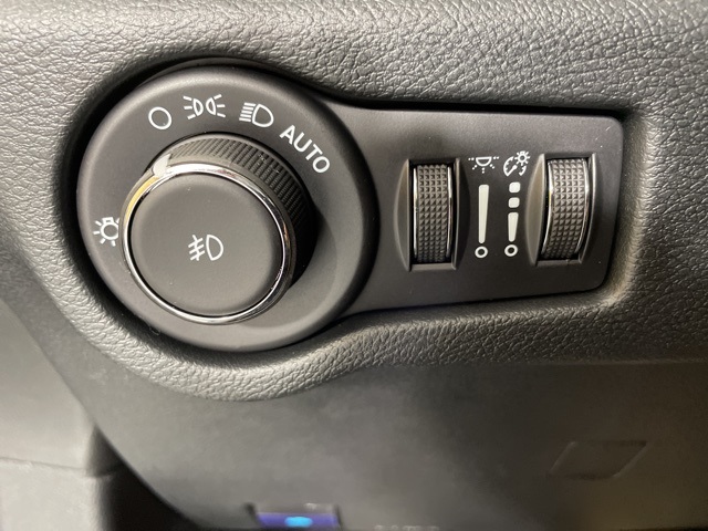 2025 Chrysler Pacifica photo 26