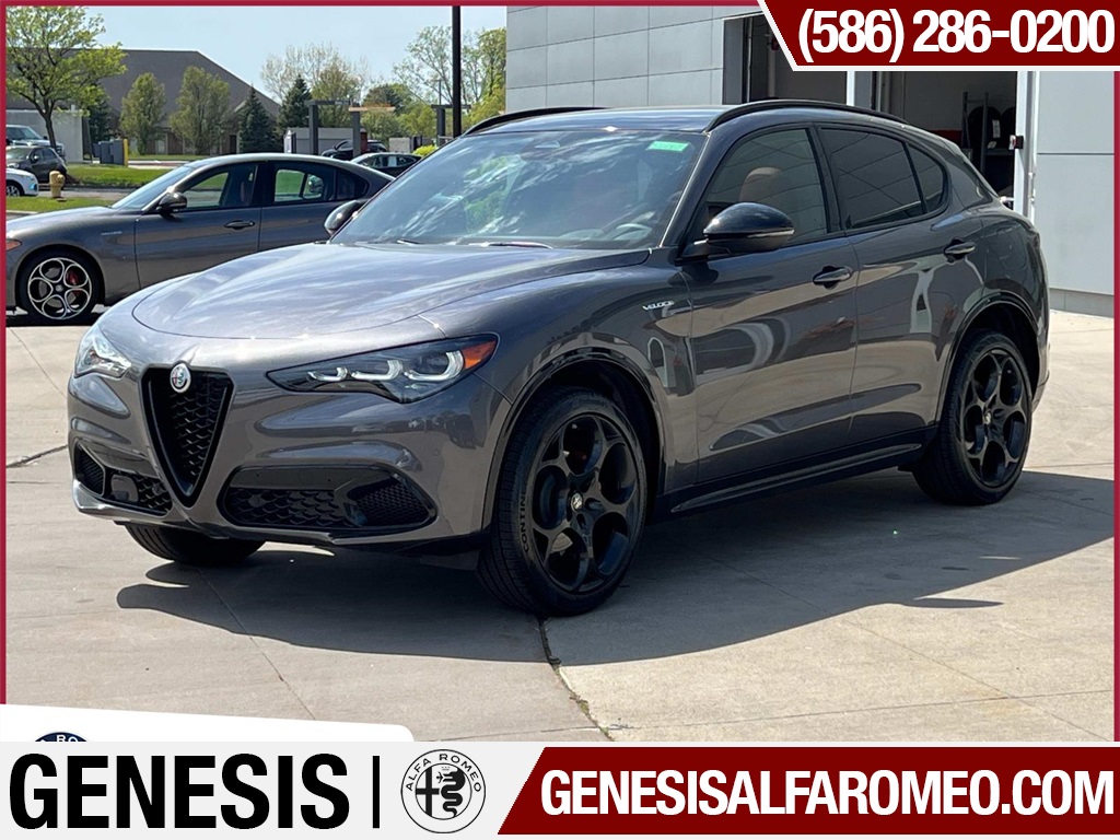 2025 Alfa Romeo Stelvio
