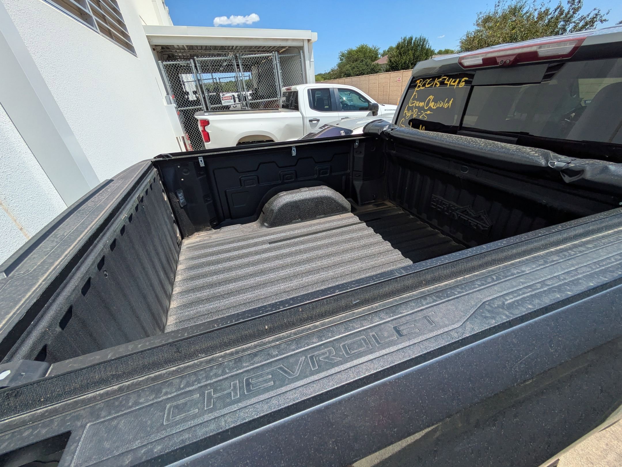 2022 Chevrolet Silverado 1500 High Country photo 10