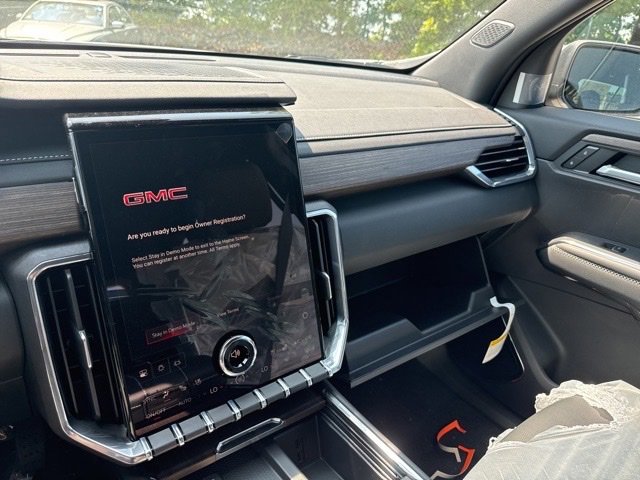 2026 Gmc Acadia Denali photo 21