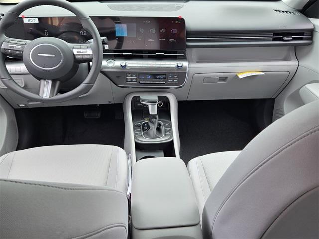 2026 Hyundai Kona SEL photo 7