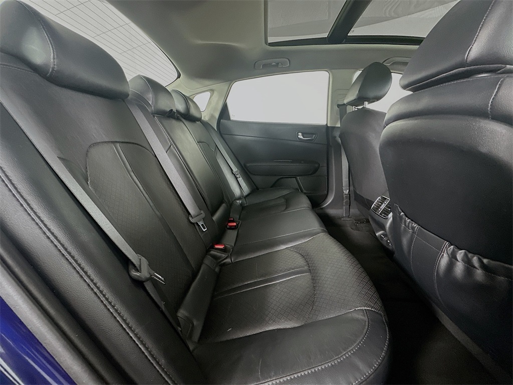 2018 Kia Optima EX photo 25