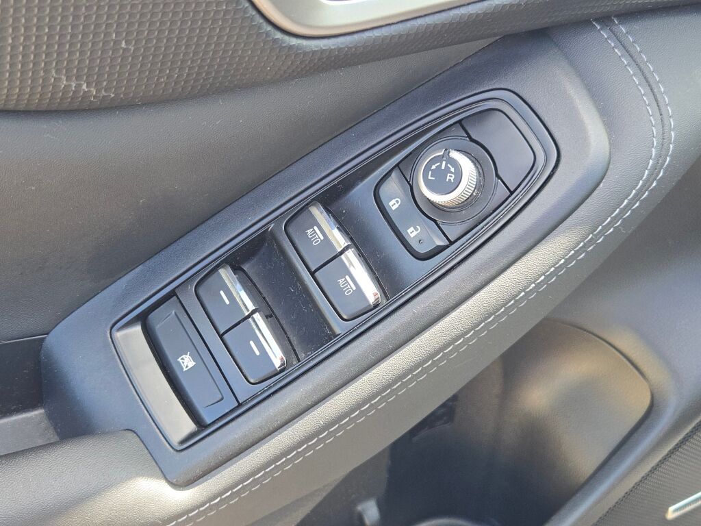 2021 Subaru Forester Touring photo 16