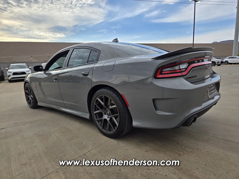 2019 Dodge Charger R/T Scat Pack photo 3