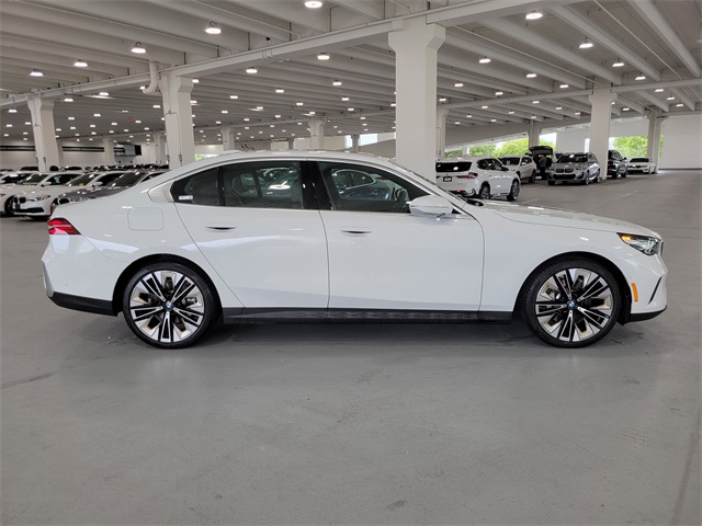 2025 Bmw 530i photo 7