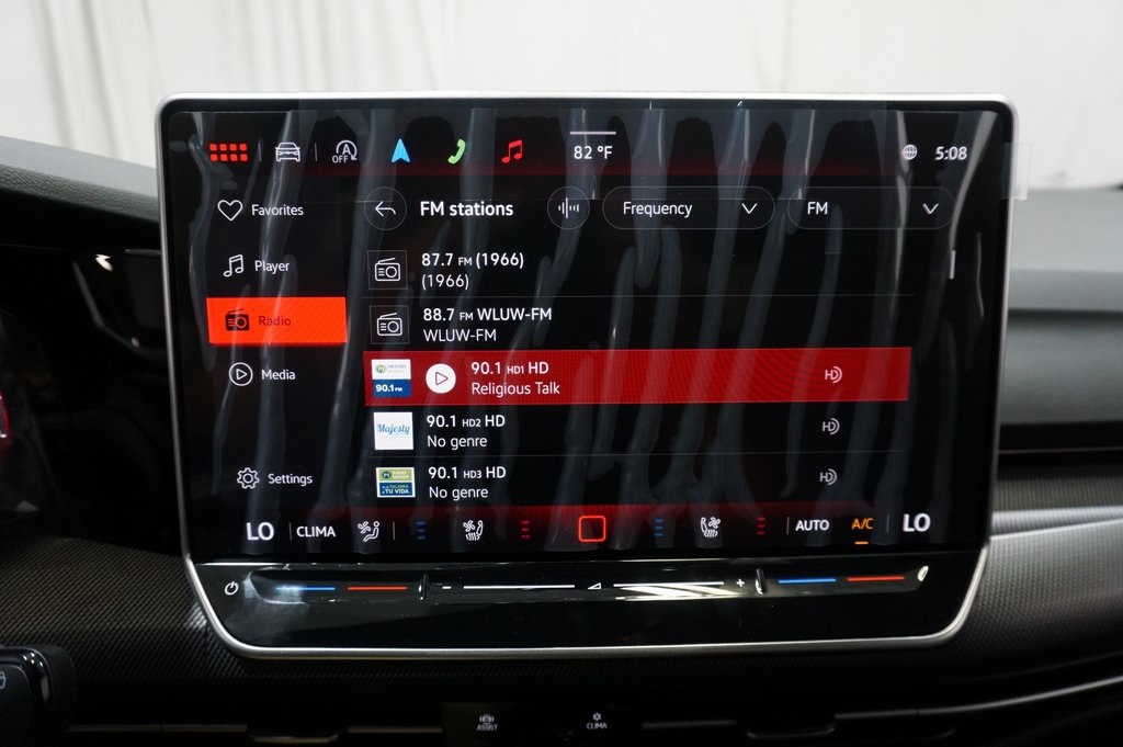 2025 Volkswagen Golf GTI Autobahn photo 10