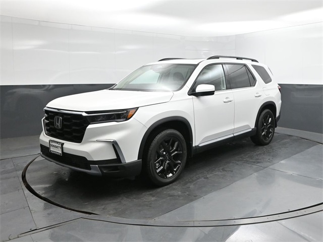 2025 Honda Pilot Touring's photo