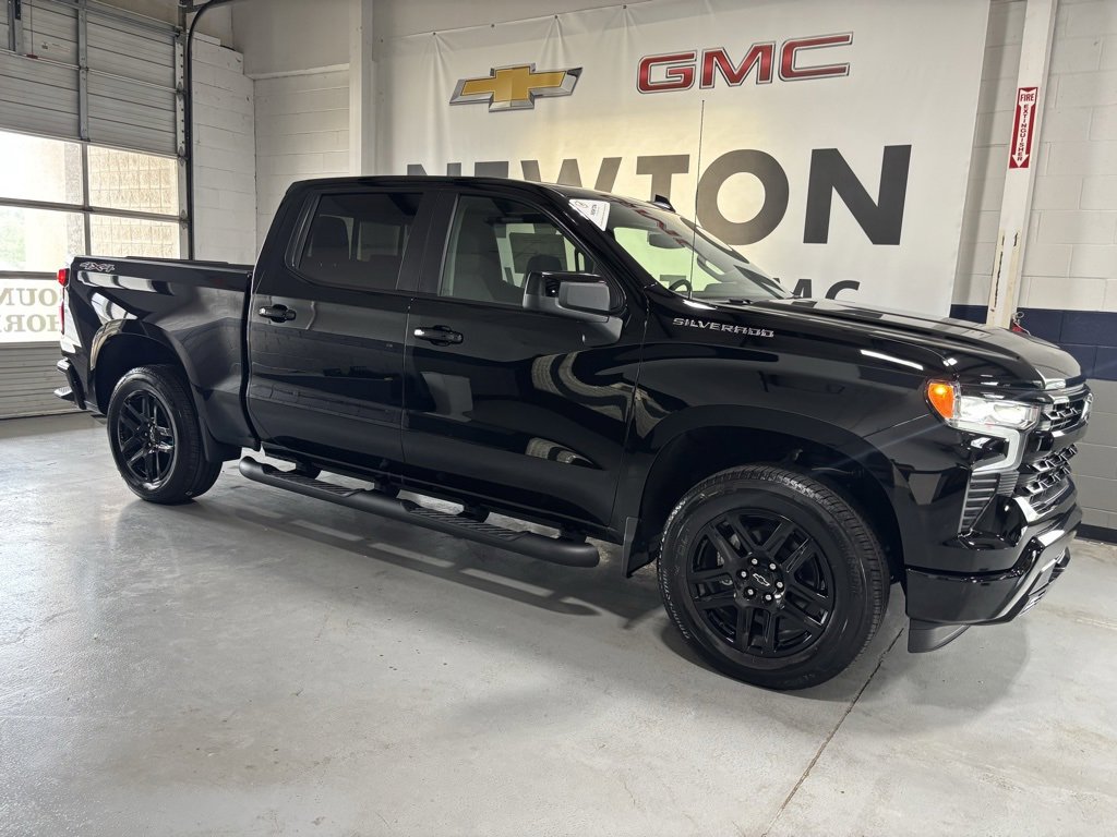 2025 Chevrolet Silverado 1500 RST photo 23