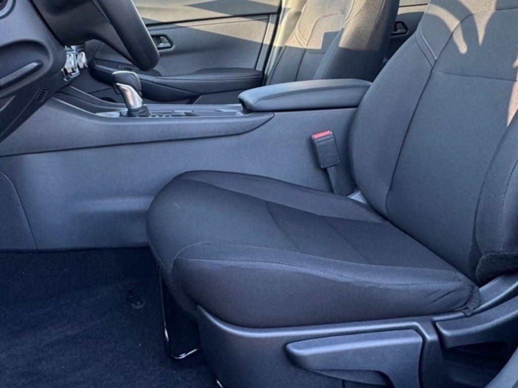 2025 Nissan Sentra S photo 17