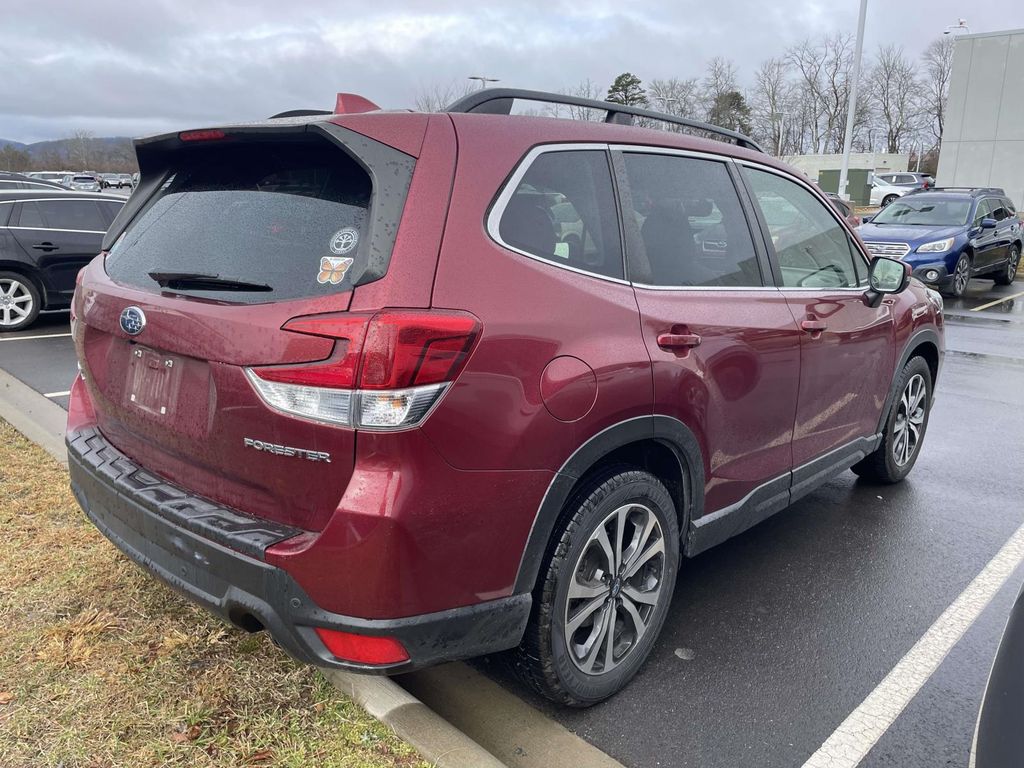 2021 Subaru Forester Limited photo 3