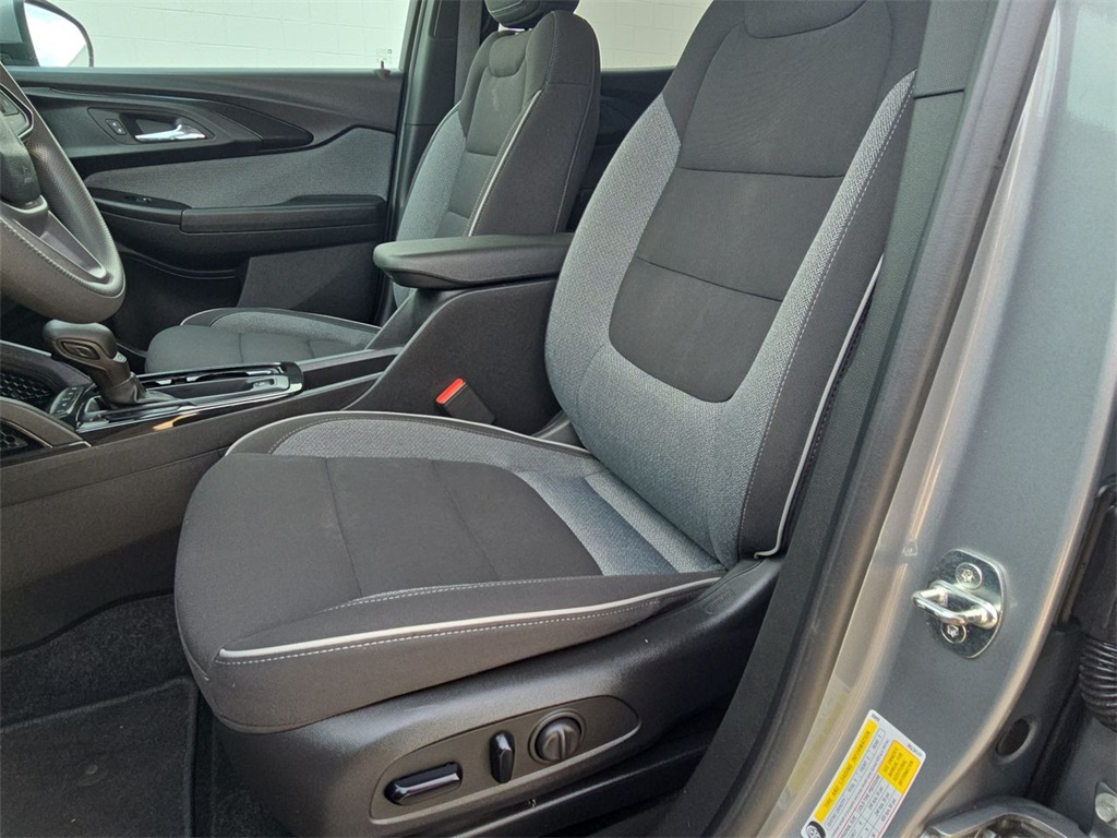 2023 Chevrolet Trailblazer LT photo 19