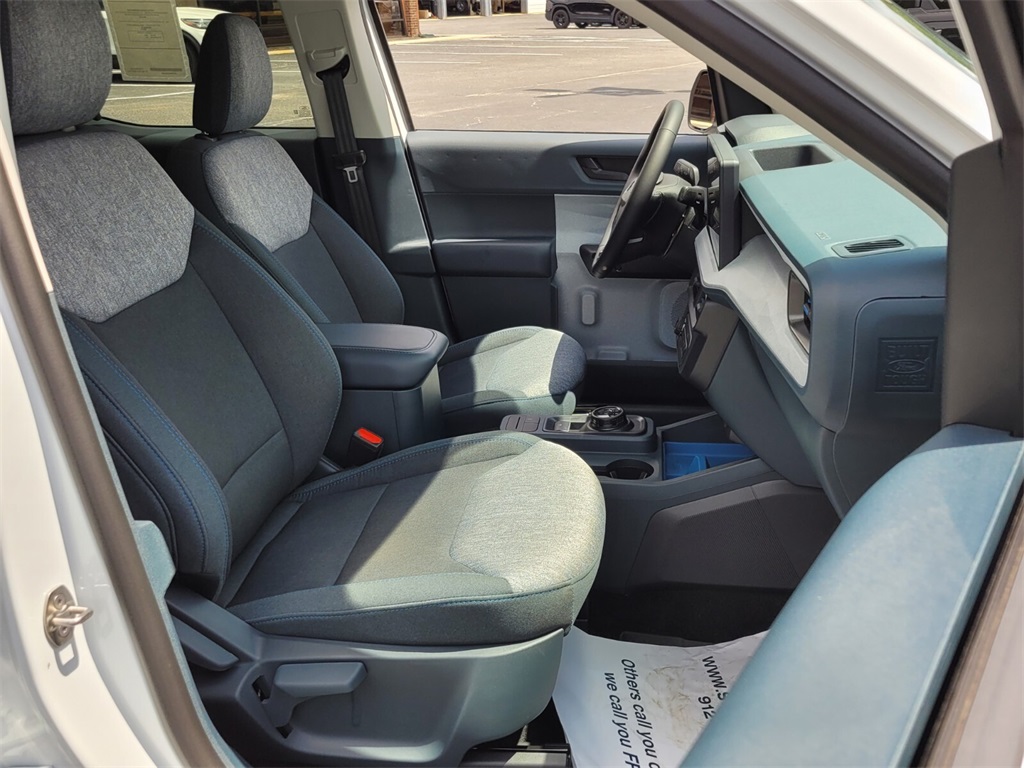 2025 Ford Maverick XLT photo 12