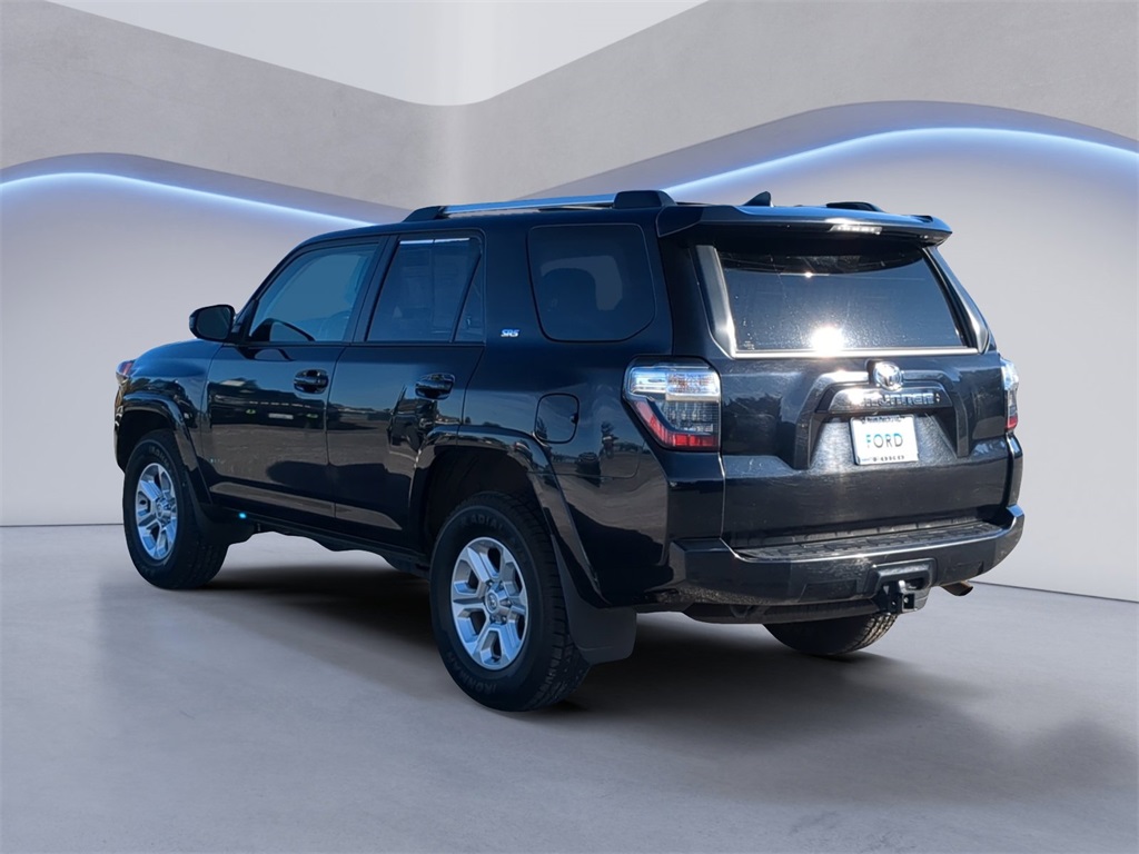 2023 Toyota 4Runner SR5 photo 2