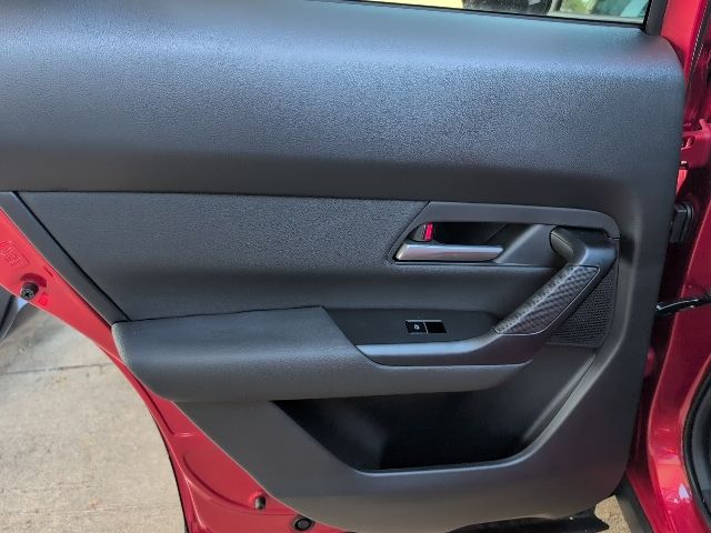 2025 Mazda CX-50 2.5 Select photo 13