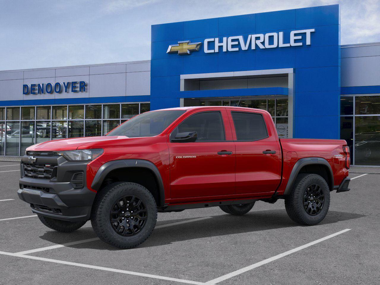 2026 Chevrolet Colorado Trail Boss photo 2