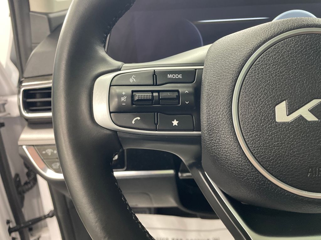 2023 Kia Sportage SX photo 23