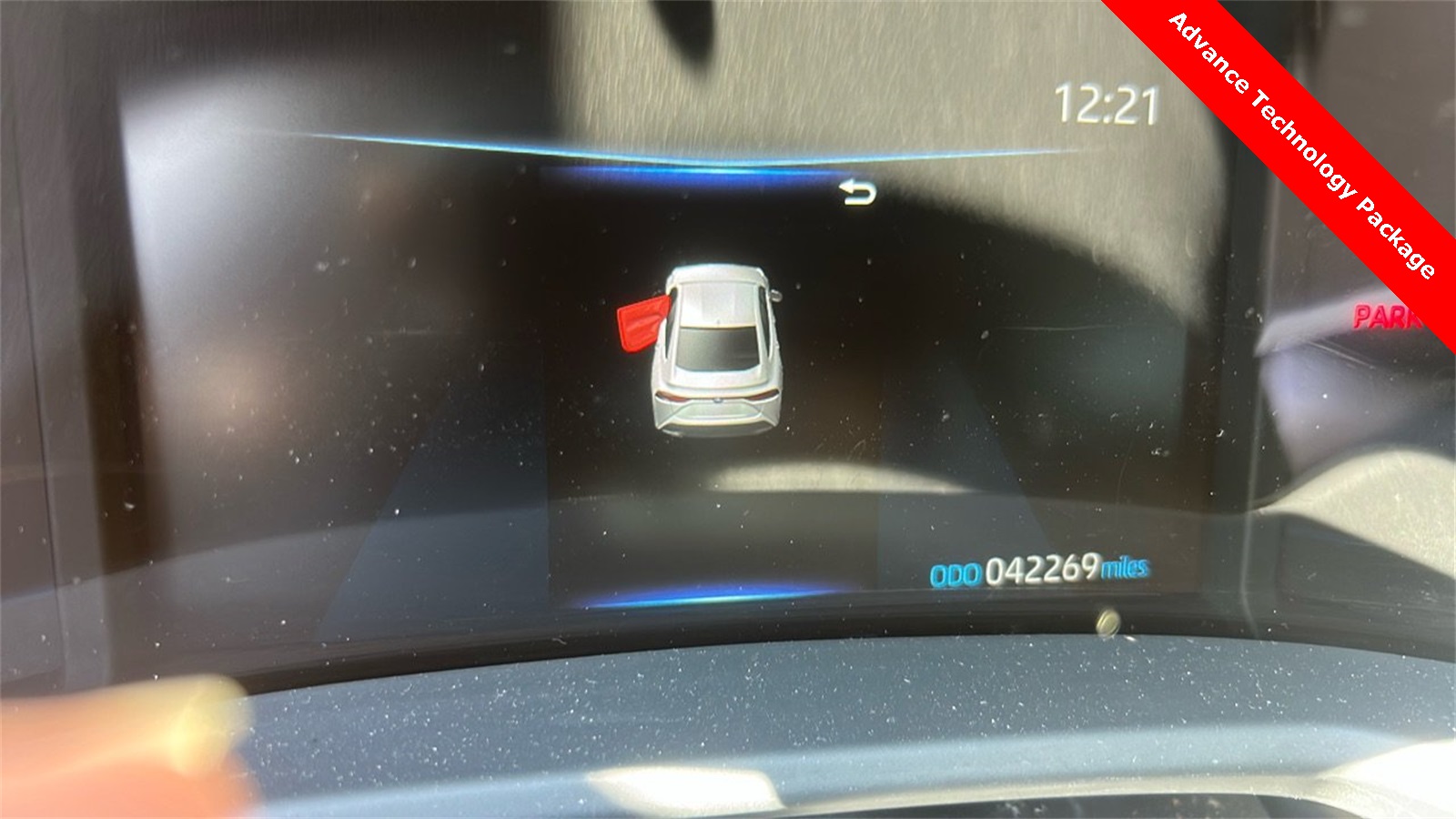 2022 Toyota Mirai XLE photo 2