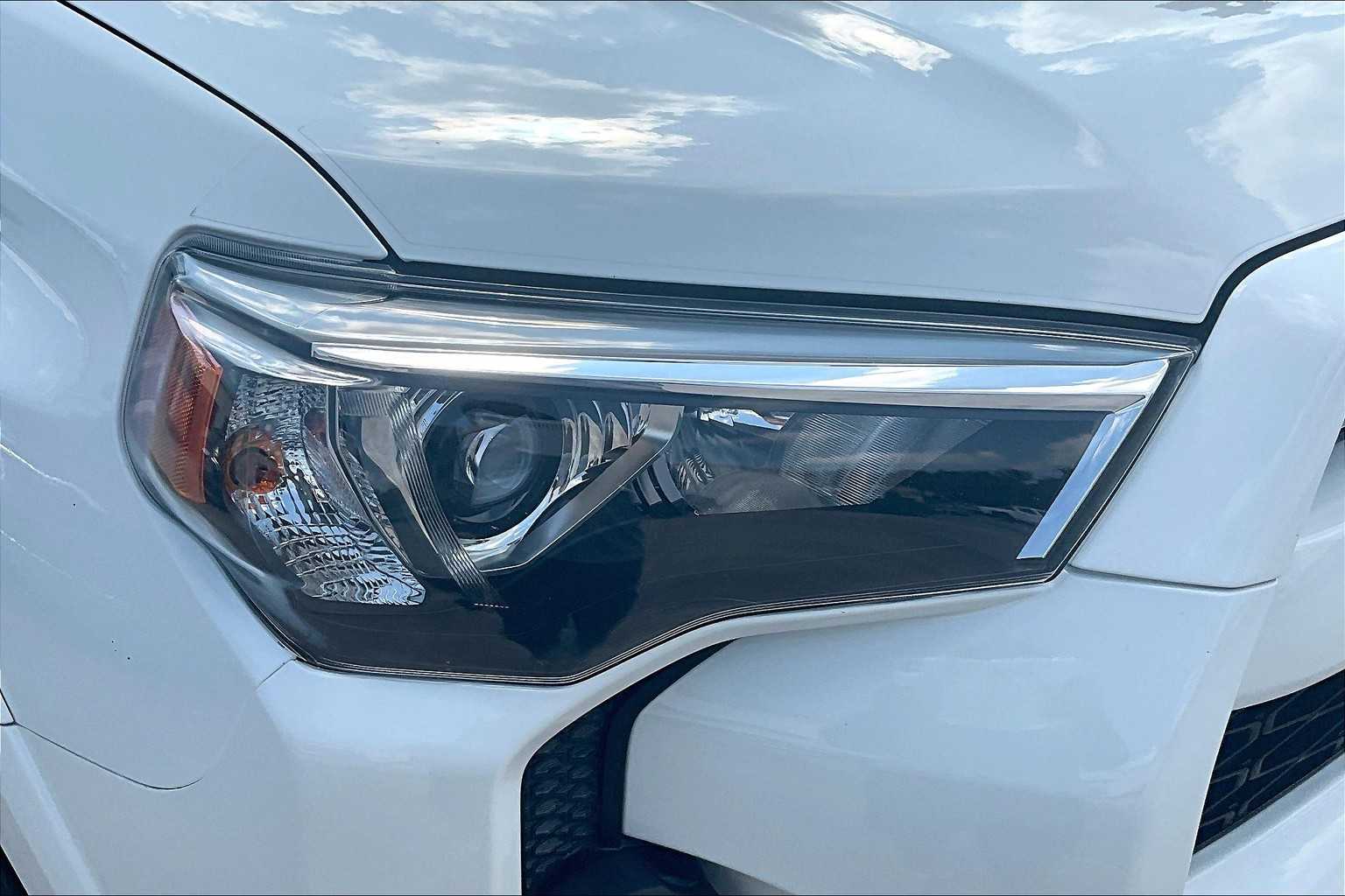 2023 Toyota 4Runner SR5 photo 26