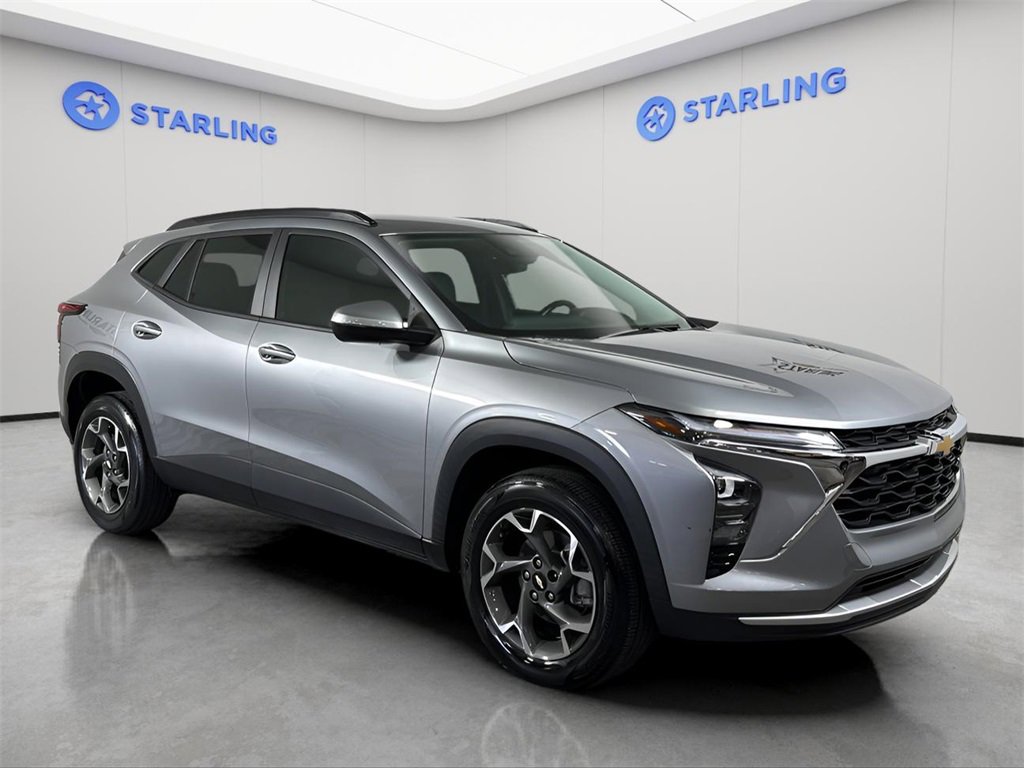 2024 Chevrolet Trax LT photo 12