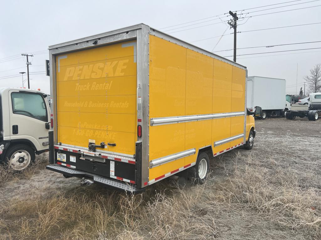 2019 Gmc Savana Cutaway 3500 photo 3