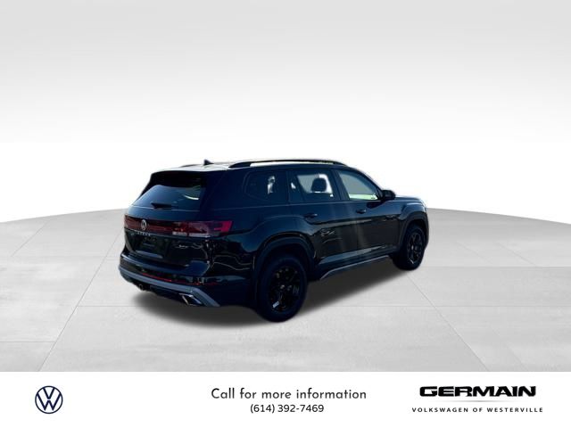 2025 Volkswagen Atlas Peak Edition SE photo 4