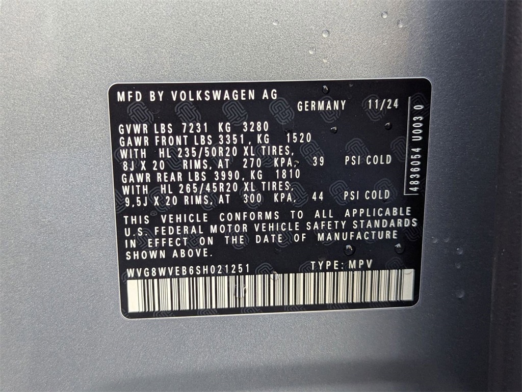 2025 Volkswagen ID. Buzz Pro Plus photo 25