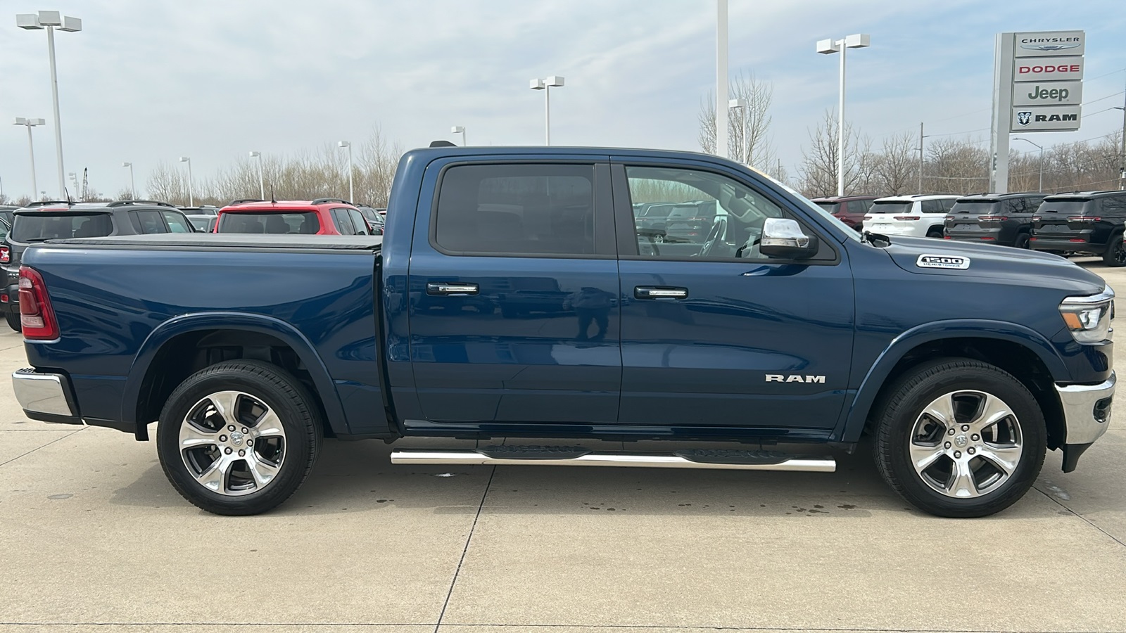 2022 Ram 1500 Laramie photo 2