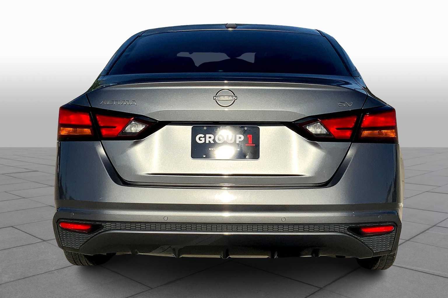 2023 Nissan Altima 2.5 SV photo 4