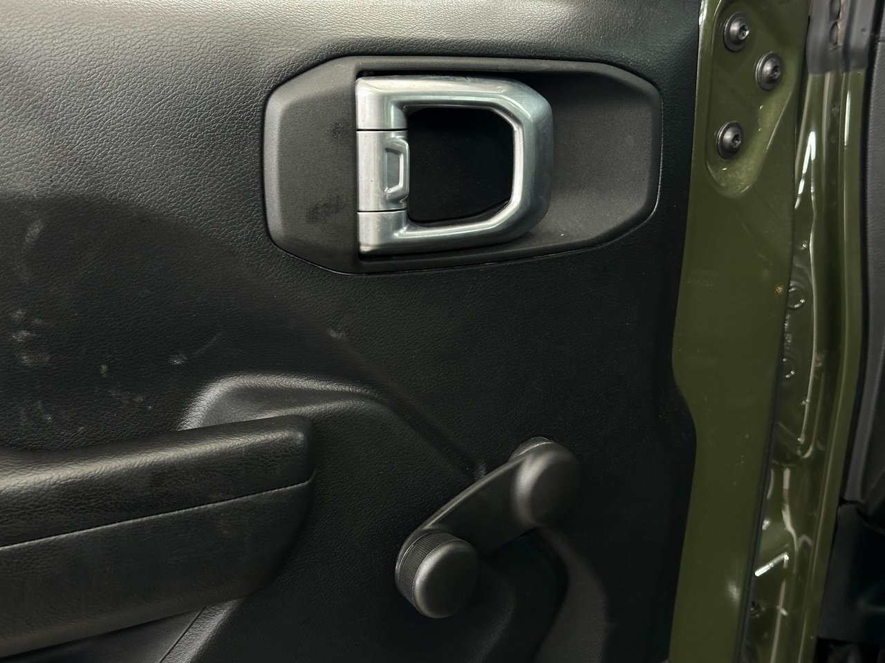 2020 Jeep Wrangler Unlimited Willys photo 20