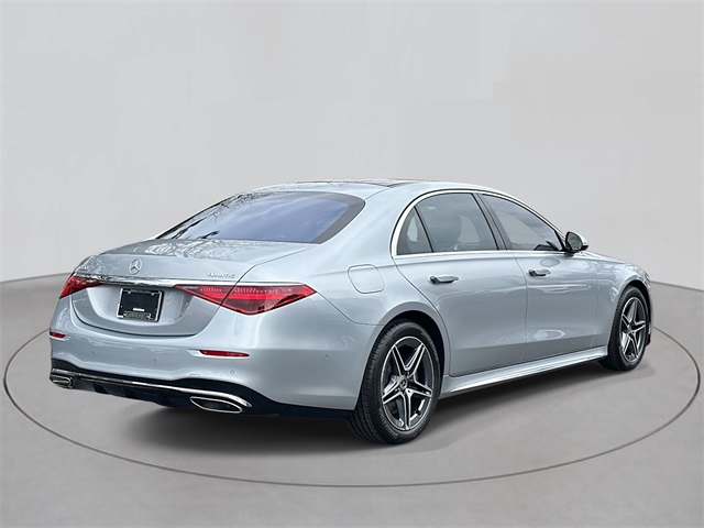 2022 Mercedes Benz S 580 4MATIC photo 3