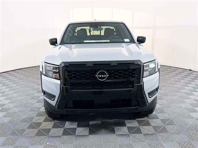 2026 Nissan Frontier SV photo 2