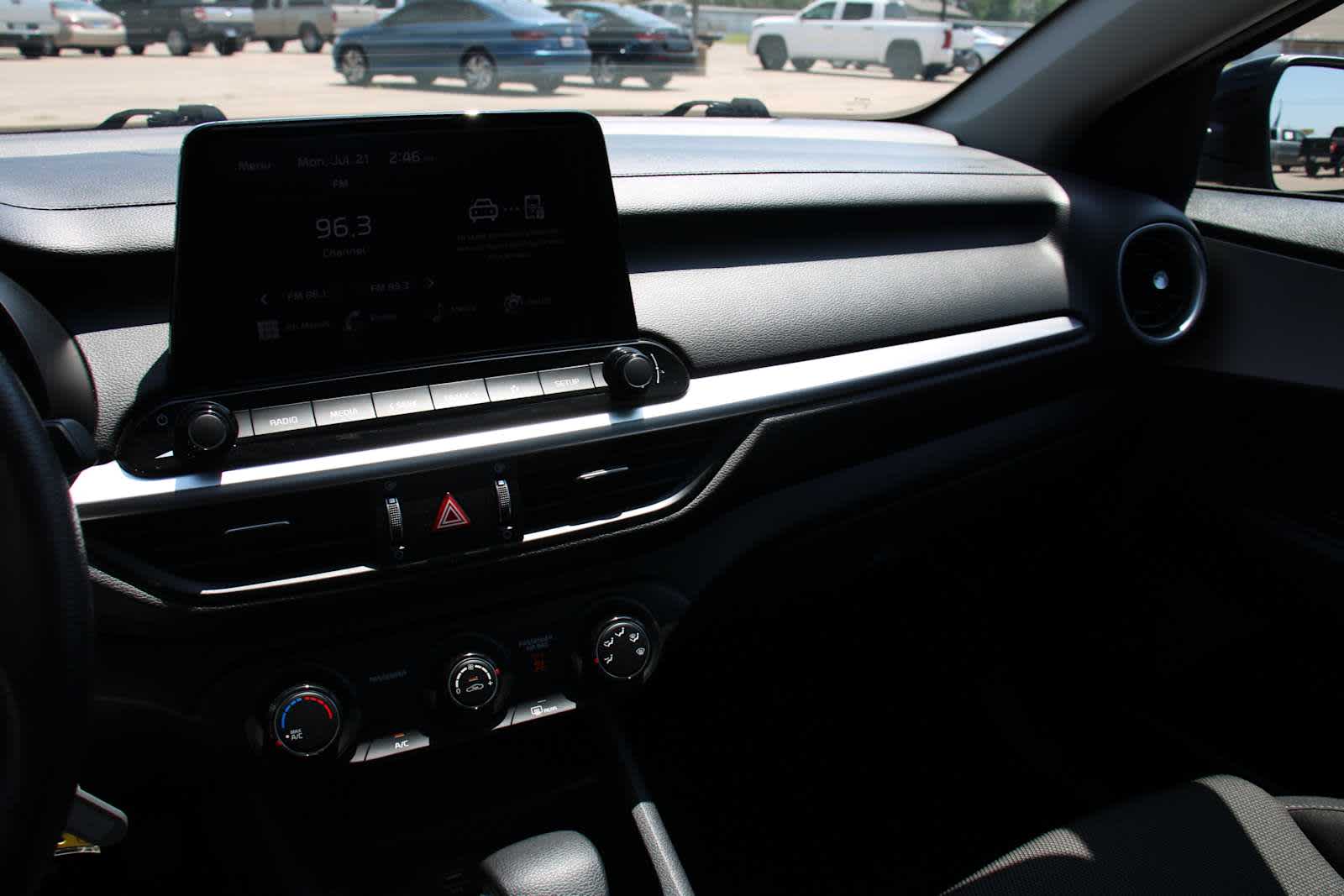 2024 Kia Forte LXS photo 20