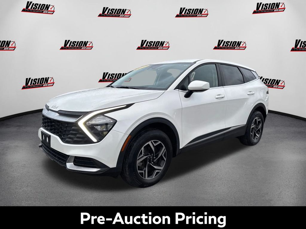 2023 Kia Sportage LX's photo