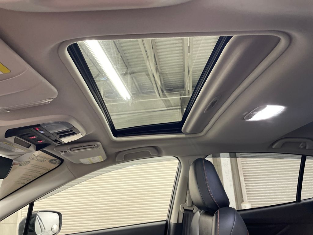 2022 Subaru Crosstrek Limited photo 4