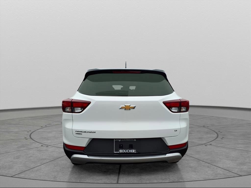 2023 Chevrolet Trailblazer LT photo 4
