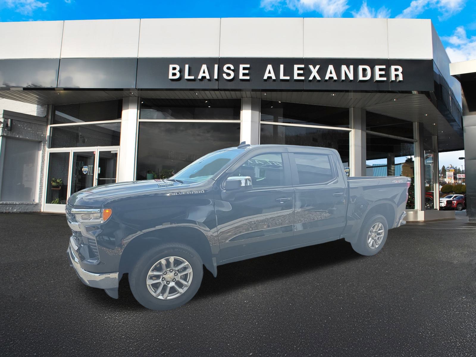 2024 Chevrolet Silverado 1500 LT photo 4