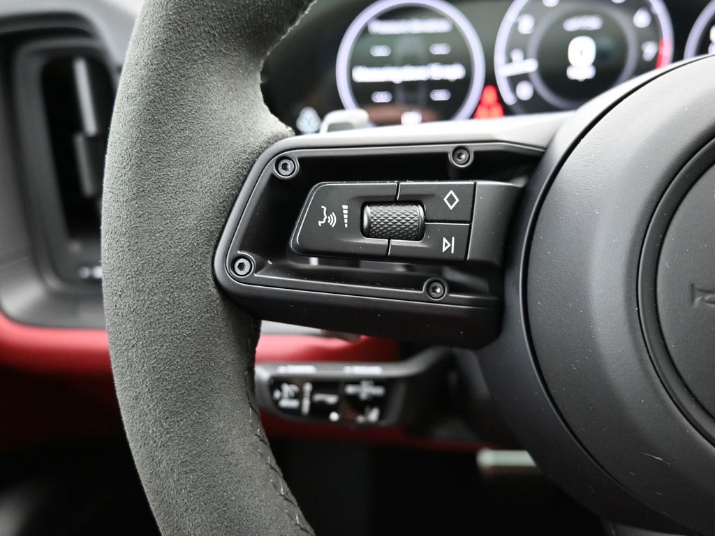 2026 Porsche Cayenne GTS Coupe photo 10