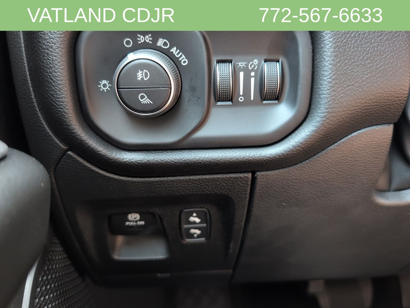 2025 Ram 1500 Big Horn Lone Star photo 13