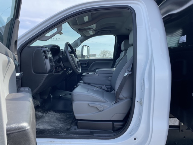 2024 Chevrolet Silverado 4500HD Work Truck photo 2