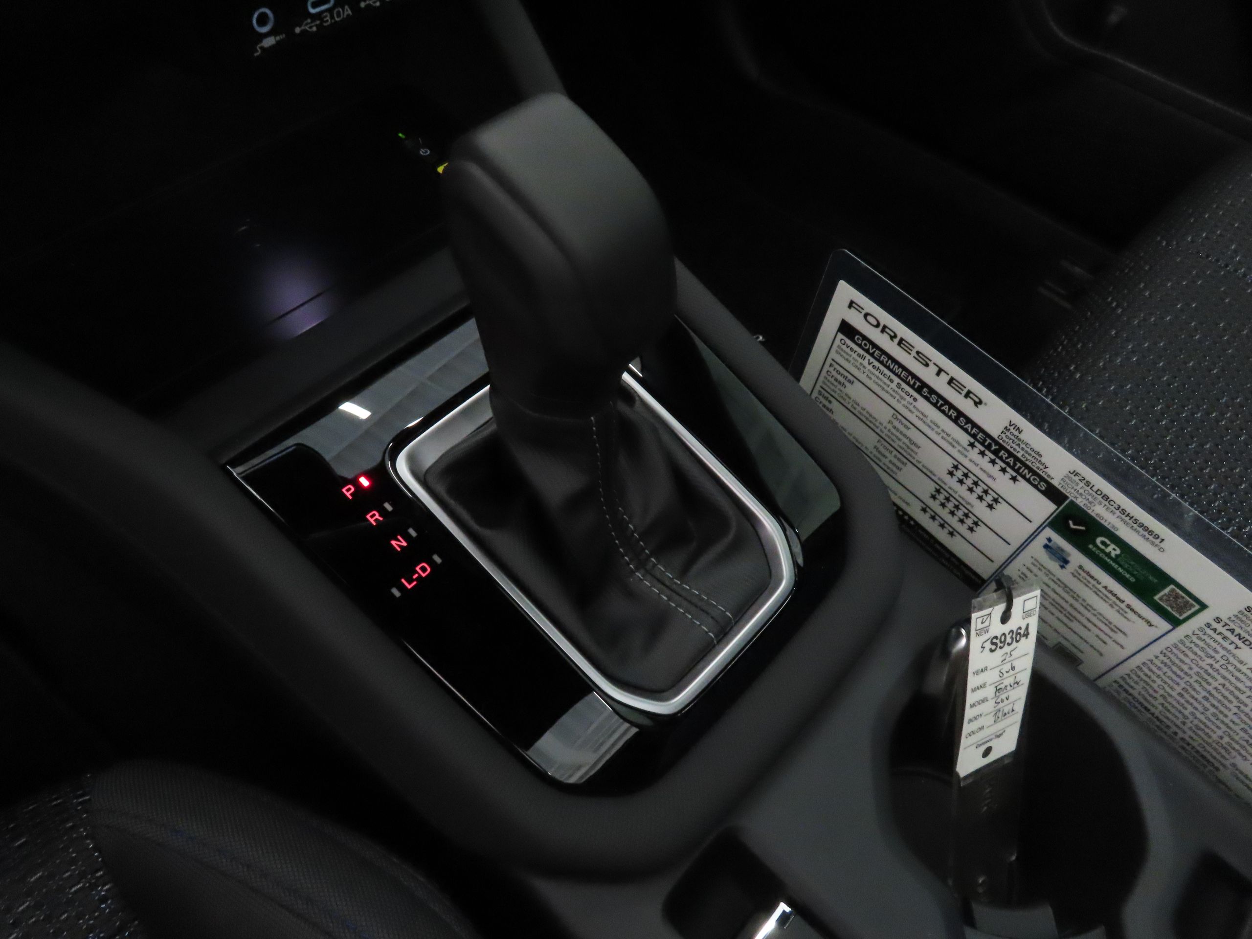 2025 Subaru Forester Premium Base photo 15