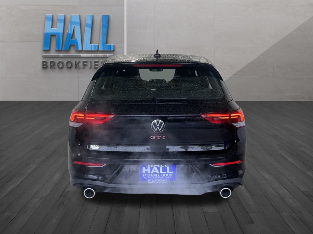 2025 Volkswagen Golf GTI SE photo 4