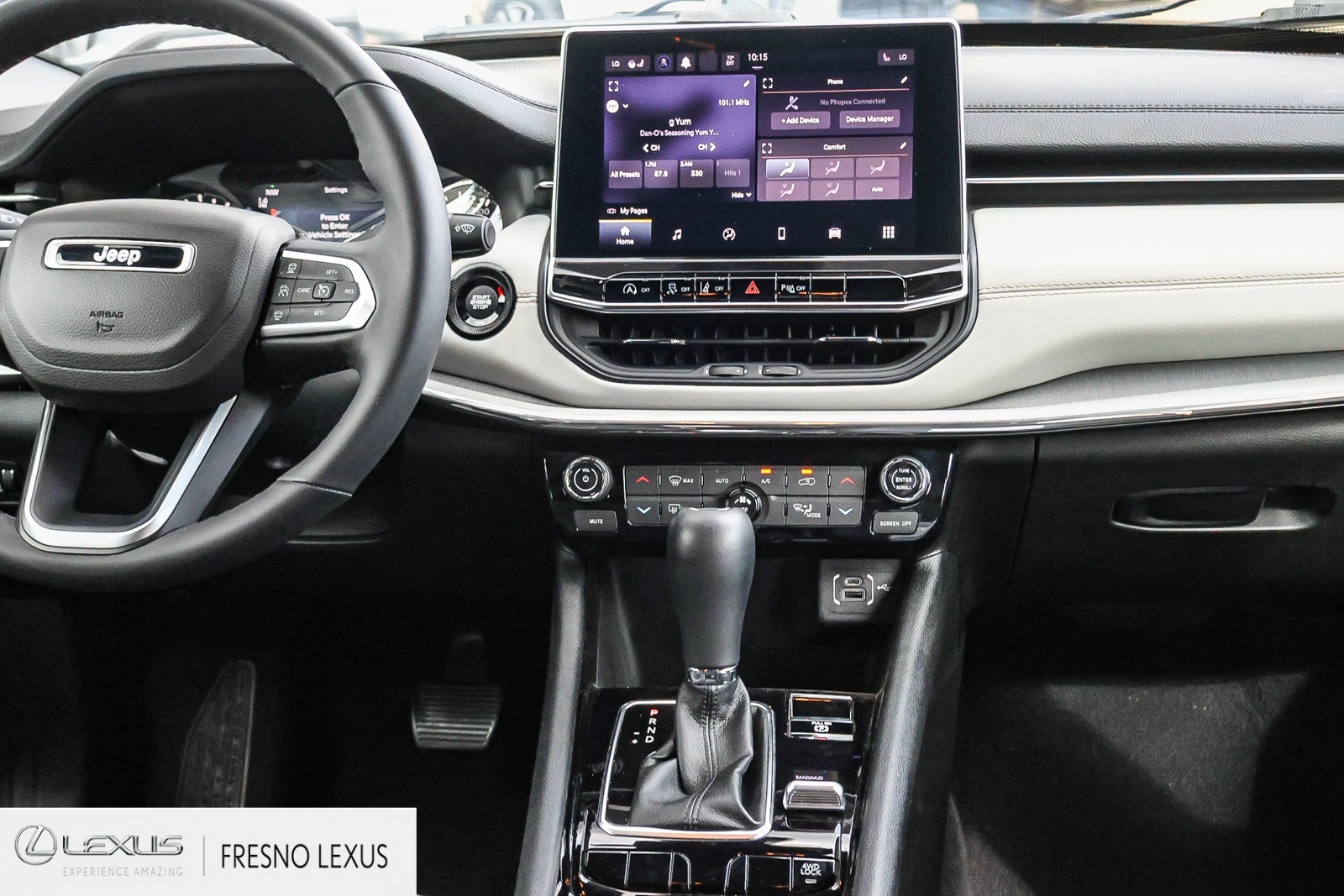 2023 Jeep Compass Limited photo 12