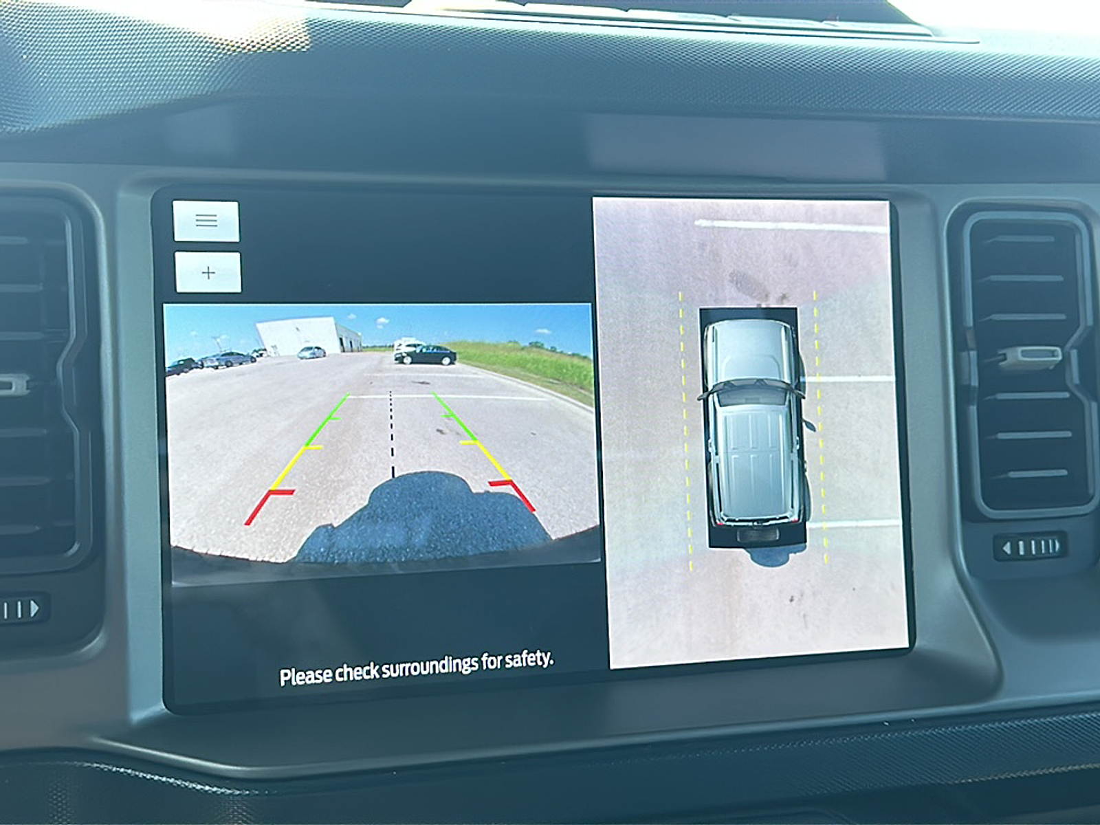 2023 Ford Bronco Outer Banks photo 16