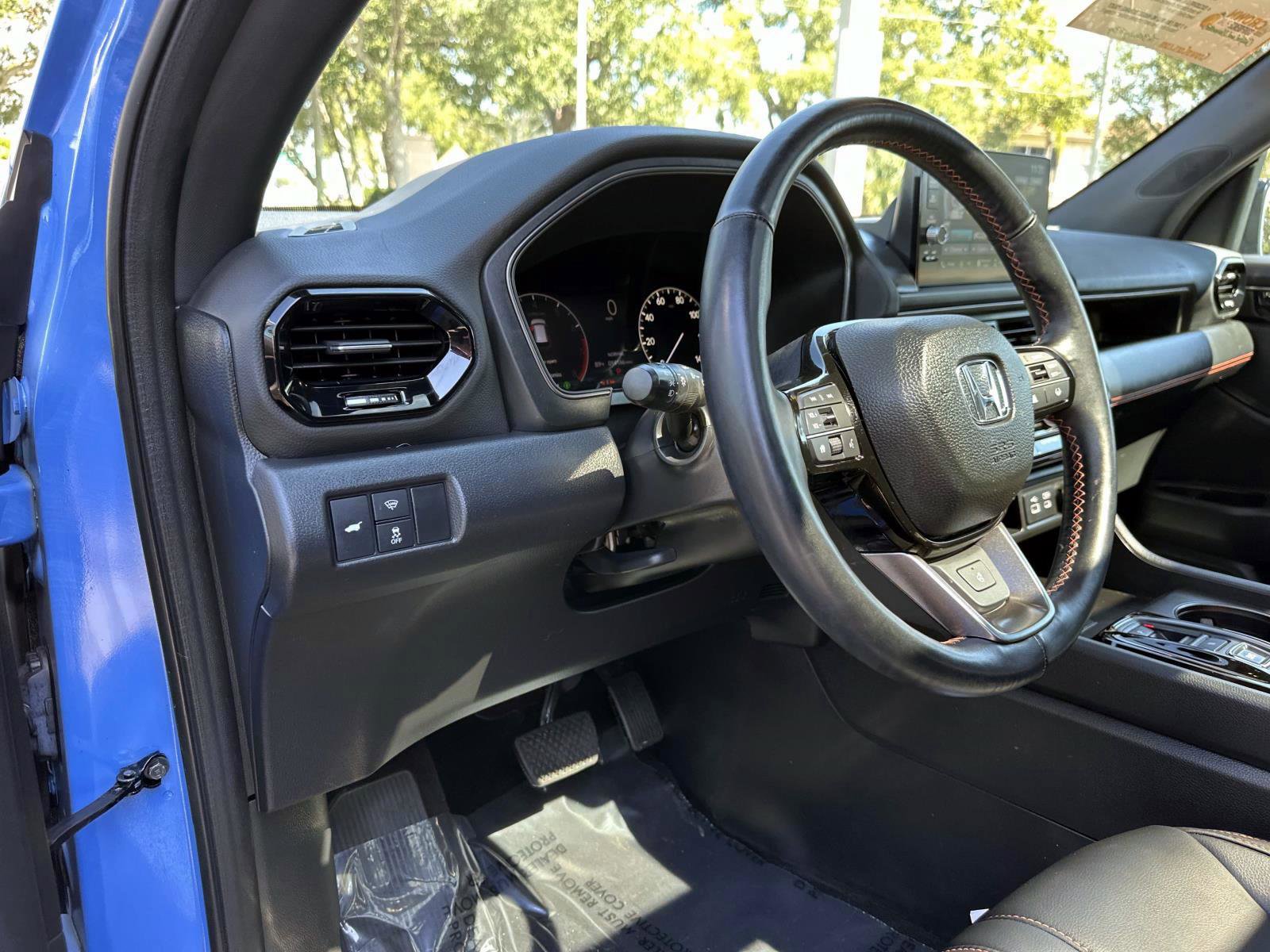 2023 Honda Pilot TrailSport photo 18
