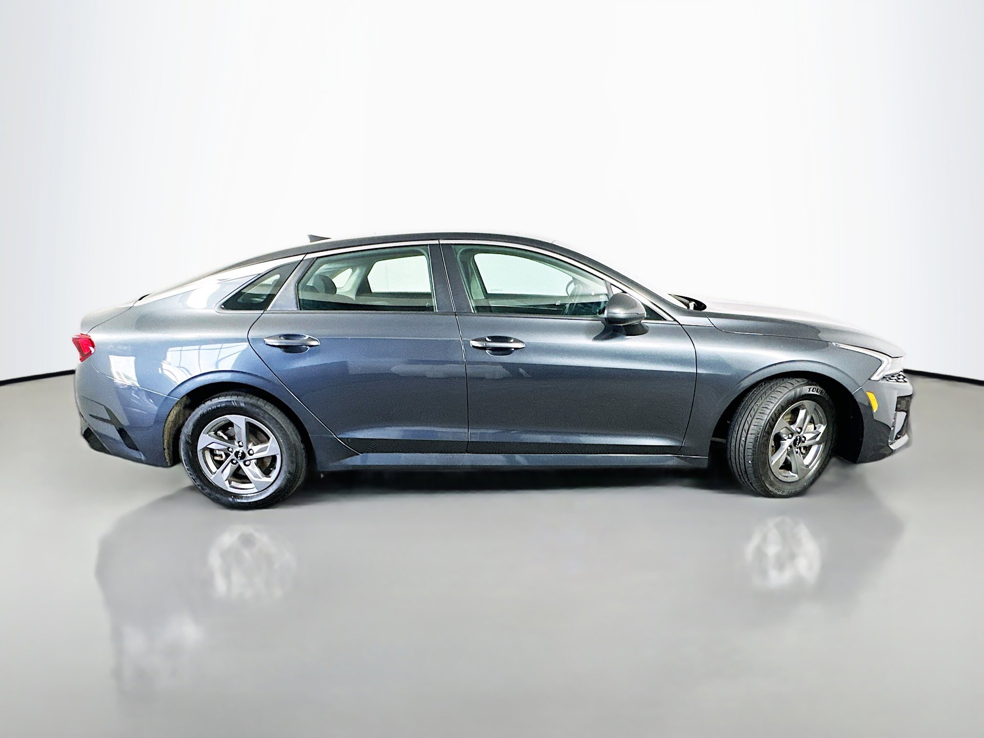 2023 Kia K5 LXS photo 8